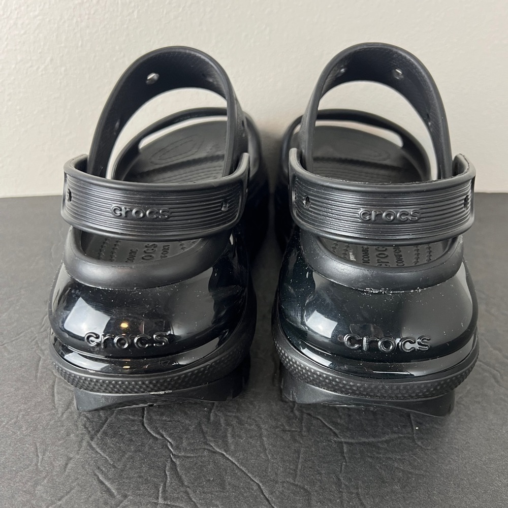 Crocs Black Classic Mega Crush Sandals - Picture 5 of 6